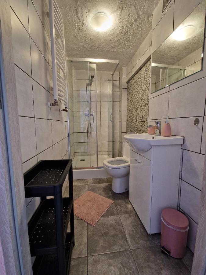 Hotel Stara Kuznia Radkow Exteriér fotografie